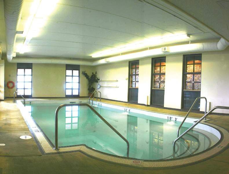 Holiday Inn Calgary Airport By Ihg Экстерьер фото